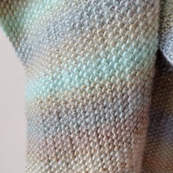 Hand-knit Linen Scarf - Picture 3 of 4